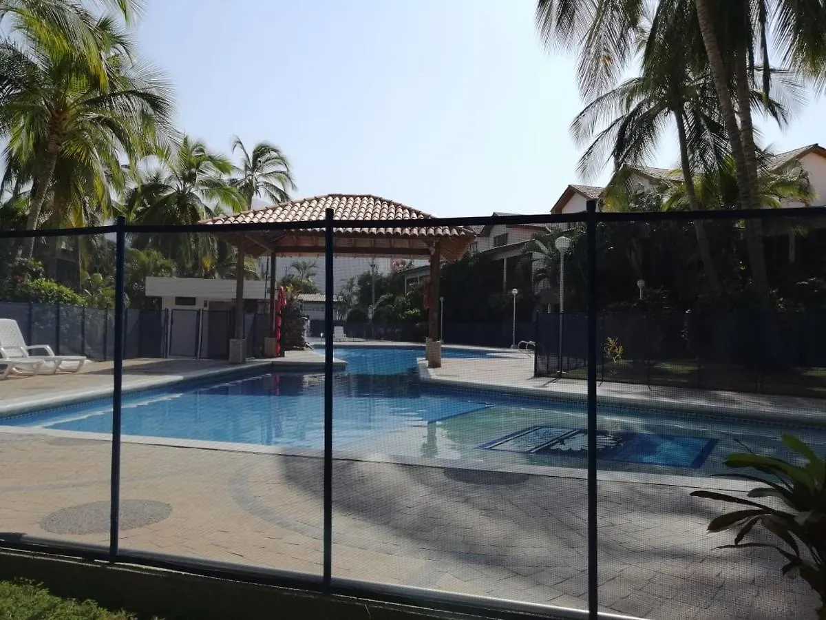 Casa, Playa Bello Horizonte Santa Marta Colombia